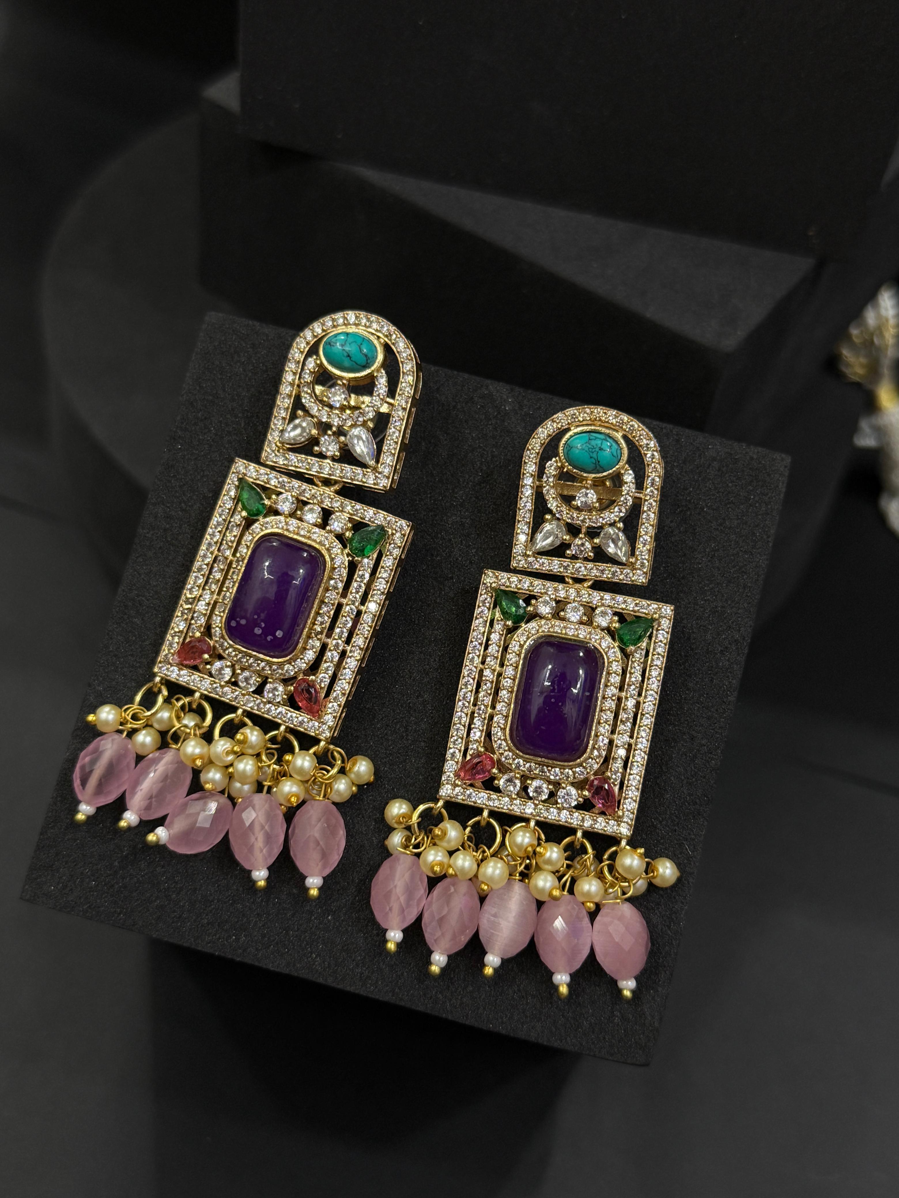 Heritage Glow Choker-Mivanaa