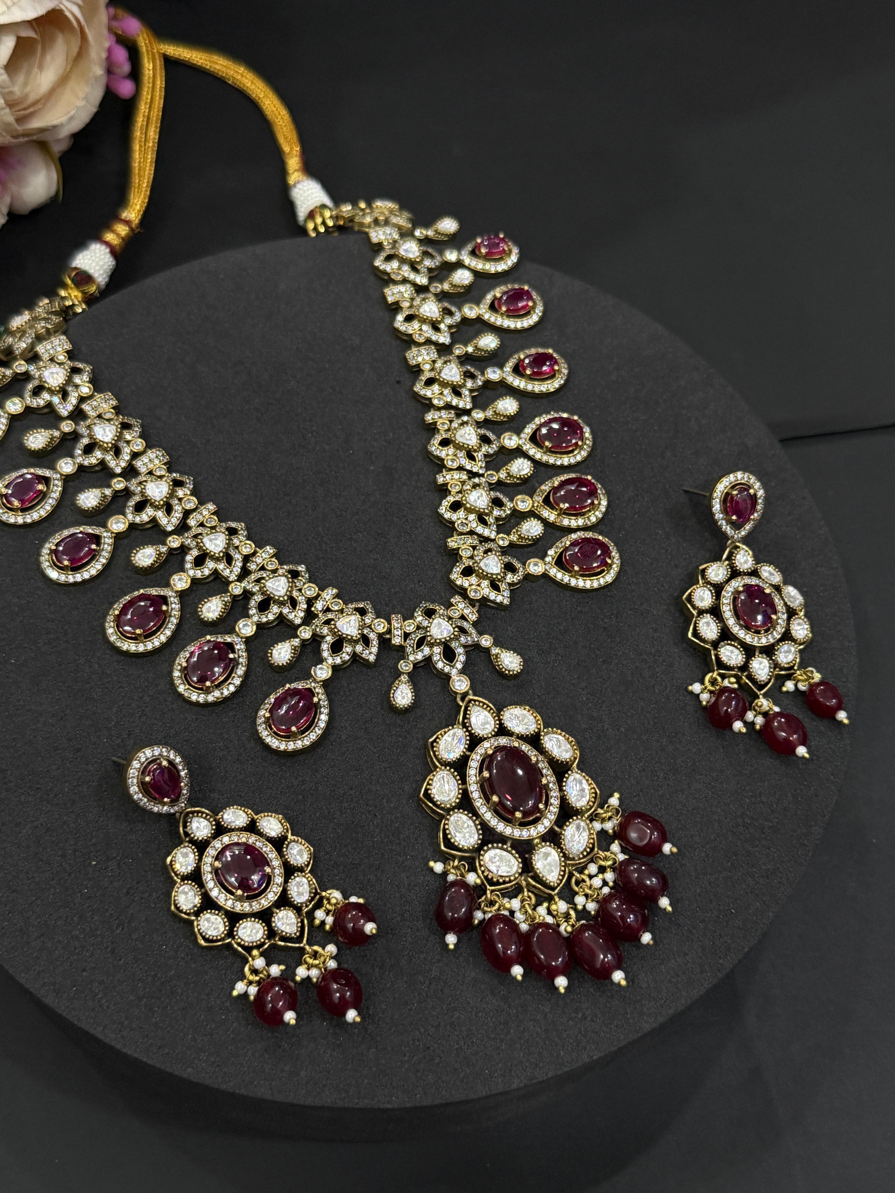 Ruby Radiance Set-Mivanaa