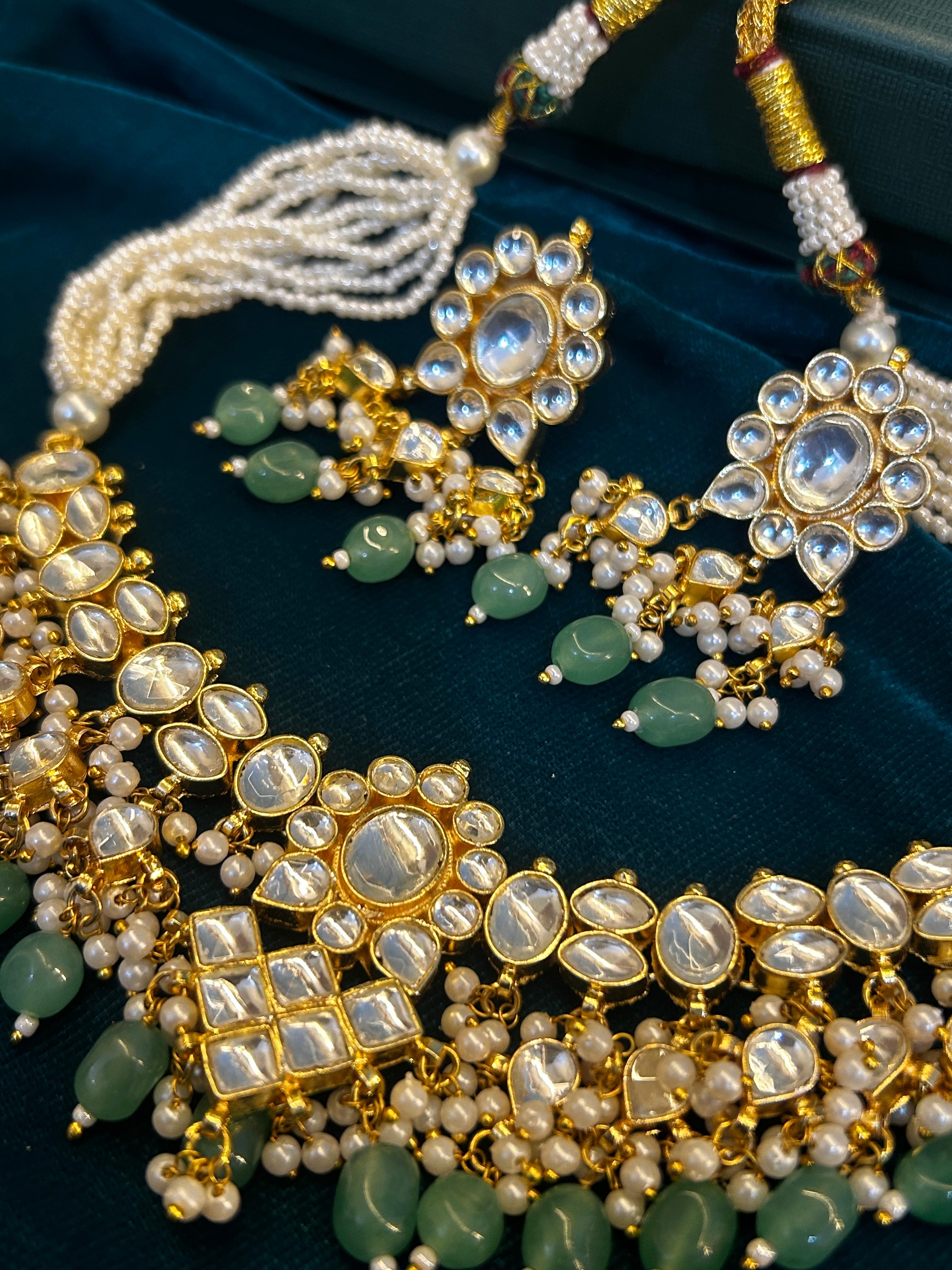 Radiance Pacchi Kundan-Mivanaa