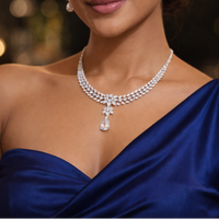 Elegant Floral Diamond Necklace Set