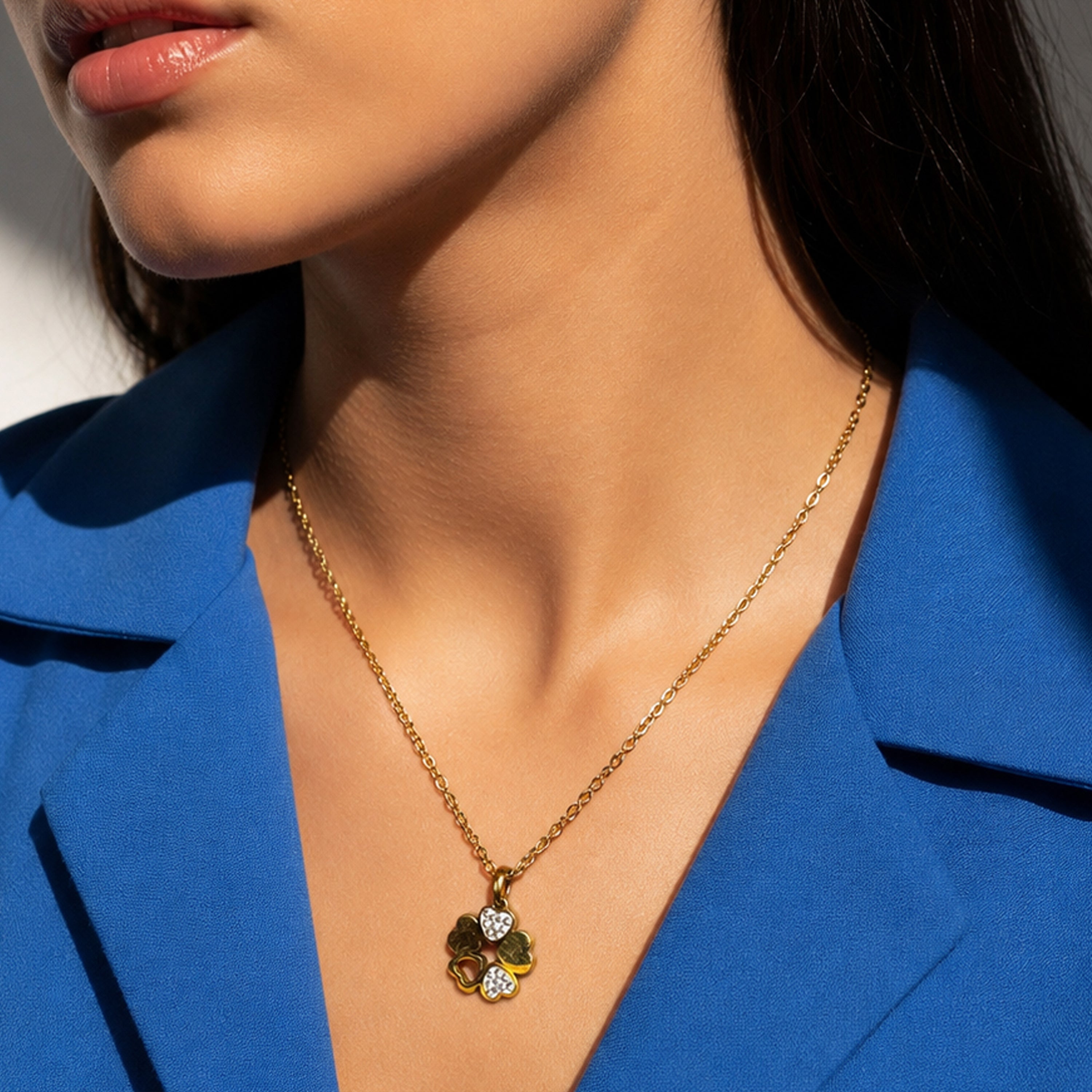 Gold-Tone Clover Pendant Minimal Jewellery