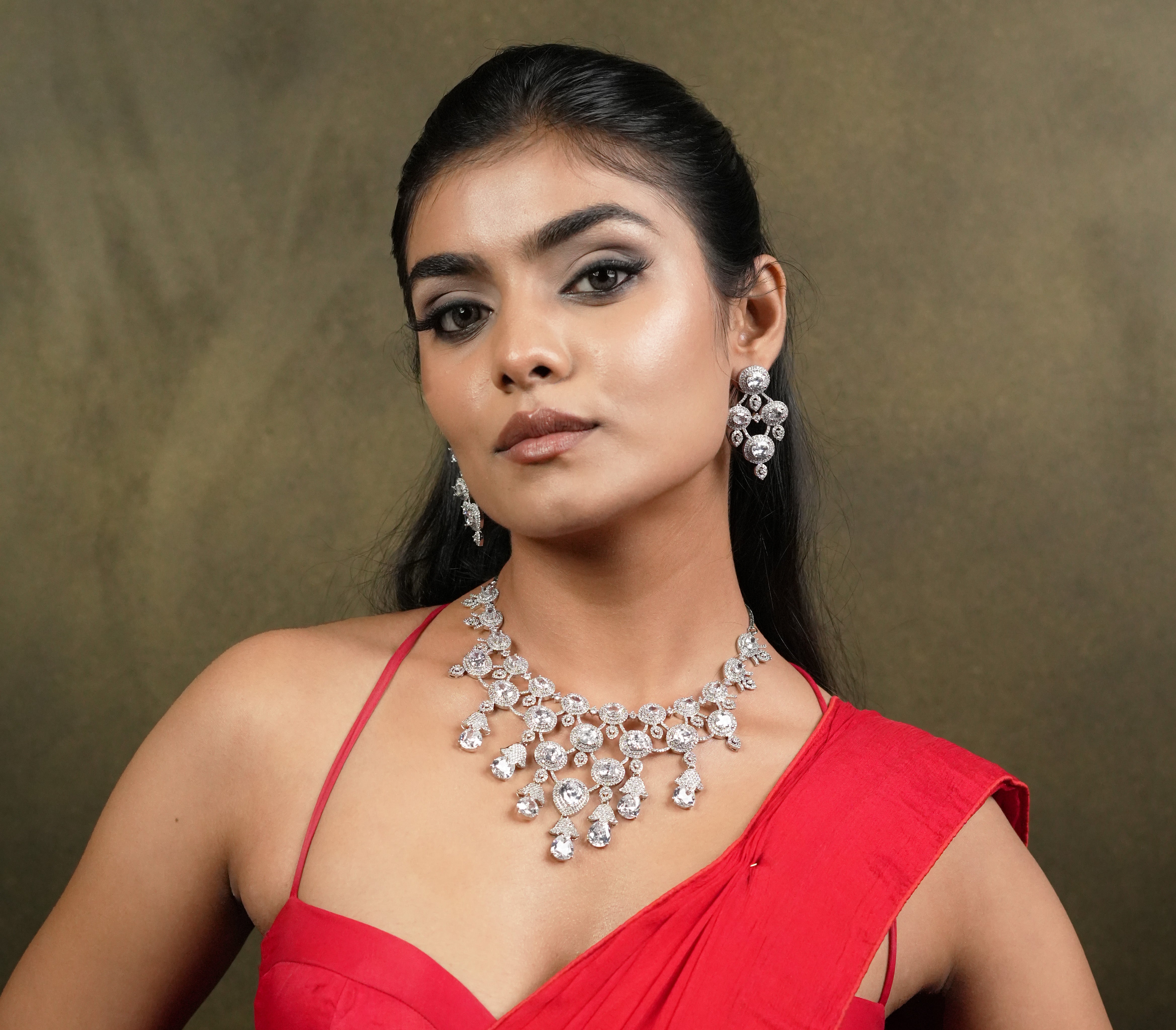 Silver Glow – American Diamond Necklace Set