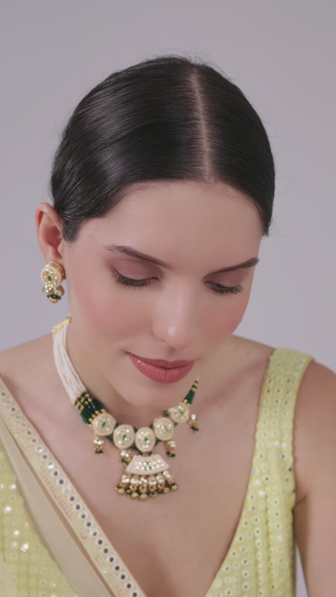 Royal Aura Green Rajwadi Set