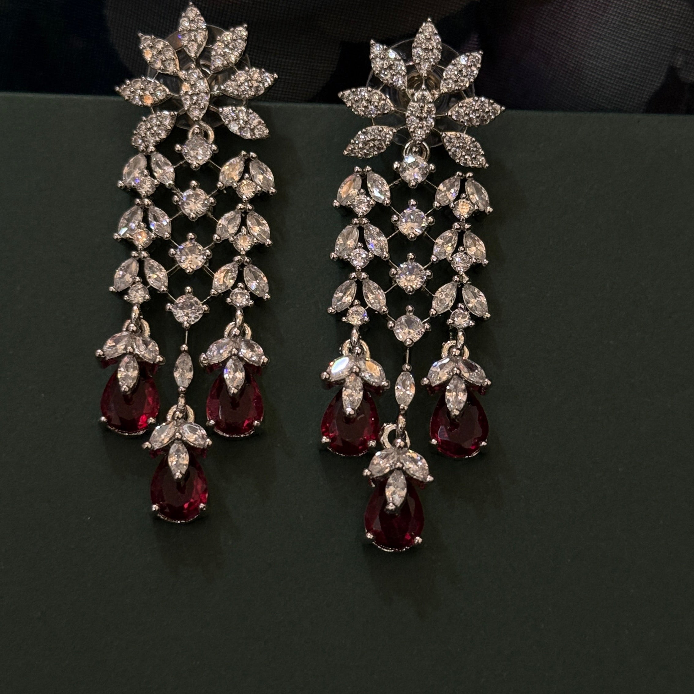 Red Wine Elegance Diamond Set